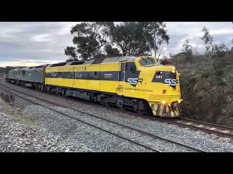 Southern Shorthaul Railroad “SSR” D242 loco transfer outside Cullerin CLF1-RL302-RL305-48s28-RL307