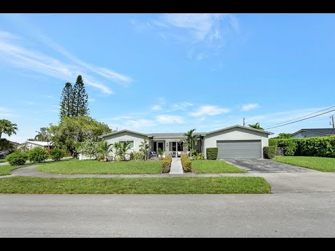 10419 SW 143 Ct Miami, FL 33186