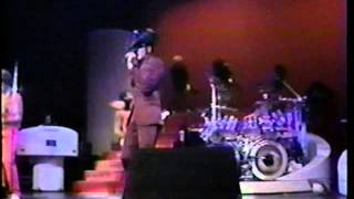 Tip Of My Tongue - The Tubes (live San Francisco 1983)