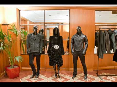 Nijole Temporary Showroom at Four Season of Milan 2-5 December 2010