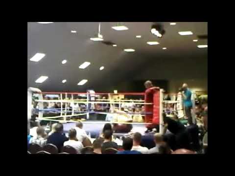 Richard Shore vs Stu Barrs - AMMA FC