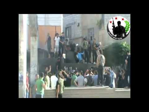 اغتنام عربة بي أم بي من احدى حواجز حي التضامن في العاصمة دمشق