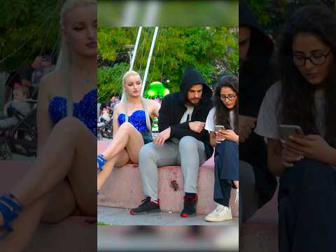 OMG 😱 Crazy girl prank 😂 #funny #comedy