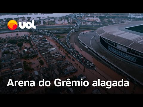 Enchente em Porto Alegre invade gramado da Arena do Grêmio; veja vídeo