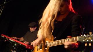 Joanne Shaw Taylor 'Beautifully Broken'