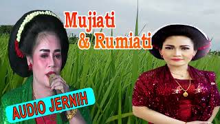 Download lagu Tayub Rumiati dan mujiati - Audio Jernih Bass Manteb mp3