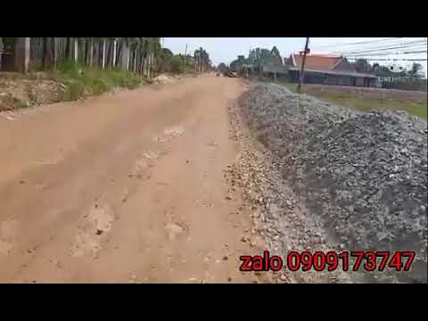 100m mặt tiền đường đang lên nhựa giá 40tr m ngang