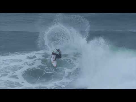 Kanoa Igarashi y Lucca Mesinas en Punta Rocas - Agosto de 2025