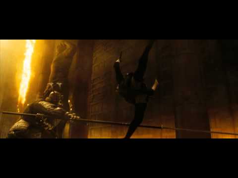 Sucker Punch (TV Spot 2)