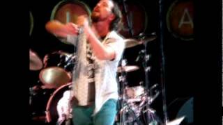 Pearl Jam - Johnny Guitar  (Seattle 09-21-2009) Multicam