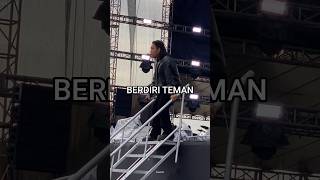 Download lagu Berdiri Teman - Closehead X Praz Teguh (live) mp3 Download lagu Berdiri Teman - Closehead X Praz Teguh (live) mp3