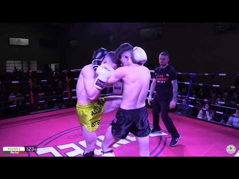 Alex Lynch vs Paul Kearns - Siam Warriors Cork Fight Night