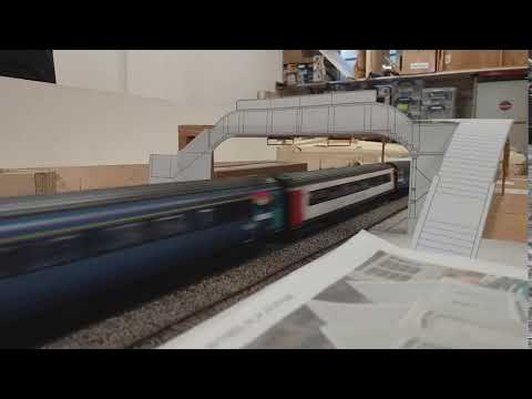 class 90Mk3 running on Ingatestone 00