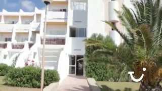 preview picture of video 'Fiesta Club Palm Beach Gay Friendly Hotel, Playa d'en Bossa, Ibiza - Gay2Stay.eu'