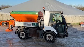 &Eacute;pandeur de sable port&eacute; Multicar Tremo Carrier WMU2X5 | Image 4 - Autoline