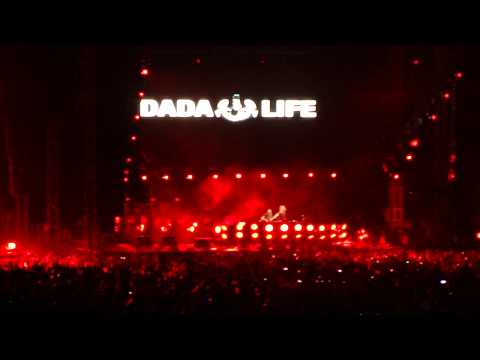 Dada Life  "Save the World" Video 1/2 @ 2011 Tiesto's Club Life Tour: Los Angeles