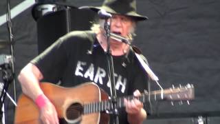 Neil Young - Blowin' In The Wind (Mönchengladbach 2014)