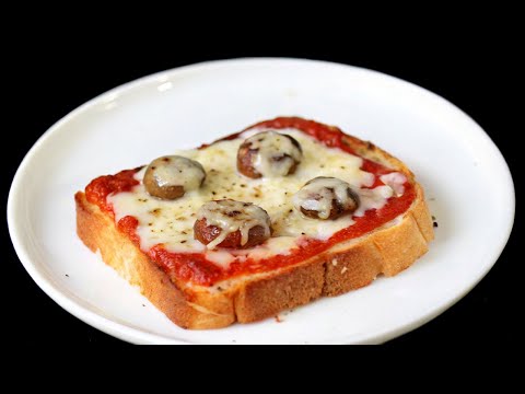 Oh my gosh, so delicious! A breakfast that's better than pizza in just 6 minutes!