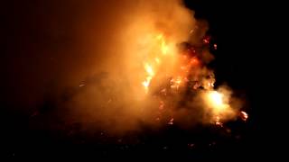 Peers Awten ved Emmerlev Klev - Vinteren blev jagt væk med bål og sang