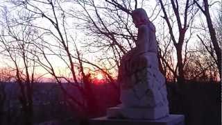preview picture of video 'Sunrise over Covington, KY February 25, 2012'