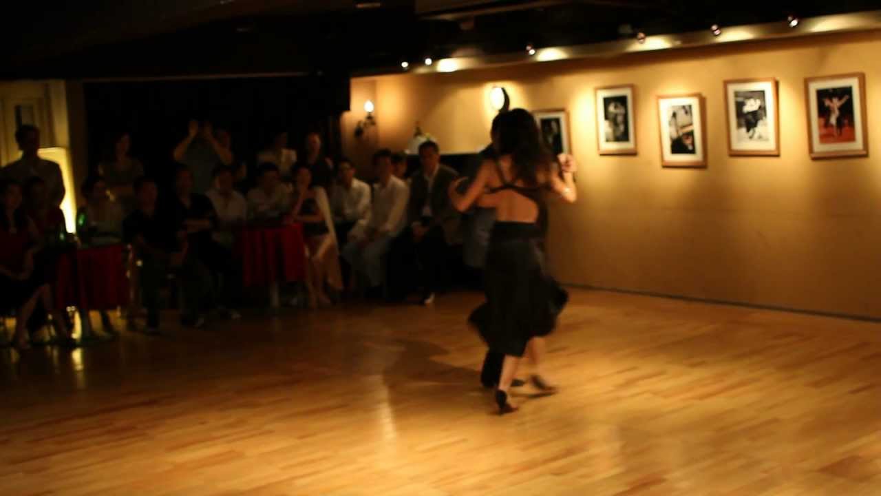 Pablo Giorgini y Noelia Coletti at Tanguísimo, Taipei. Grand Milonga in May, 2012.