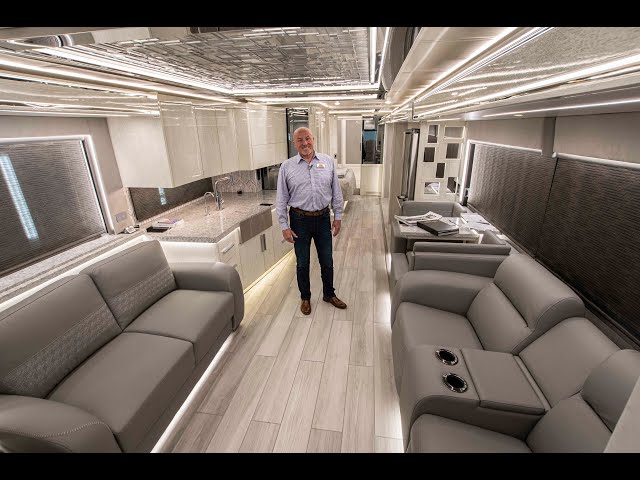 Preview image of Luxurious 2022 King Aire 4531! Customization options for On Order units through Newmar!! youtube video