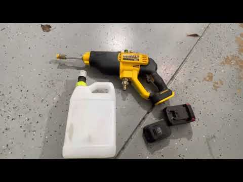 DEWALT 20-Volt 550 PSI Cordless Power Washer! Review and mods