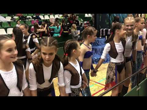 2019.11.09. Fireballs - Juveniles nagyformáció, Főnix SE, területi 1. hely eredményhirdetés, Ajka