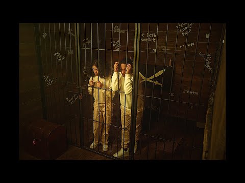 Esto es Locura - Raykel (Video Oficial)