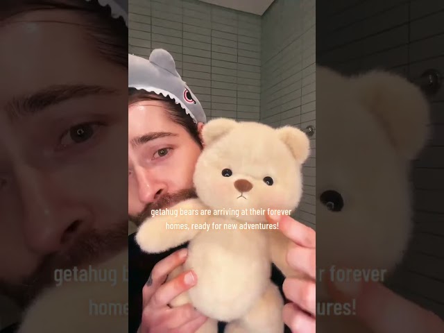 Vídeo relacionado con Care Bears 22067 24 Inch Jumbo Plush Togetherness Bear, Collectable Cute Plush Toy, Giant Teddy Bear, Cuddly Toys for Children, Soft Toys for Girls, Big Teddy Suitable for Girls and Boys 4 Years +