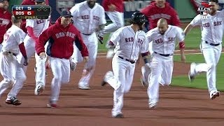 Salty's single gives Red Sox a walk-off win