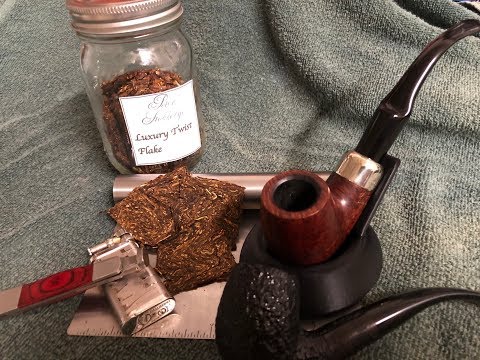 Blend Review: Peter Stokkeby's Luxury Twist Flake