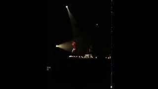 Carla Bruni Sarkozy. Prière. Casino de Paris 24 Novembre 20