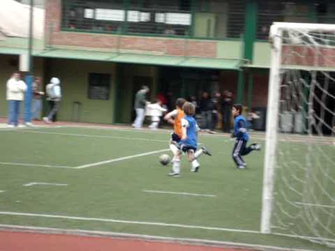 Gol de Ayrton Estevez