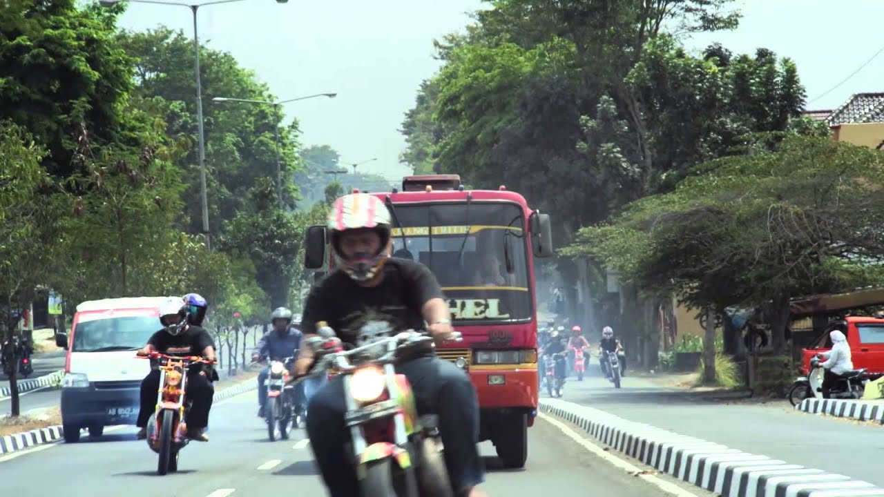 KISAH CINTA YANG ASU | LOVE STORY NOT - Trailer