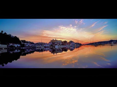 Arendal =  Norway's summer town