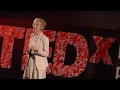 CODICE UMANO: DALLA GENETICA ALL’AMORE | Erica Poli | TED...