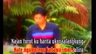 Download lagu NINING MEIDA KAPAUT EMUT @2013 mp3