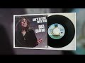 Suzi Quatro - She's In Love With You
