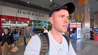 Travel vlog - Chaotic Arrival in Delhi, India (first time) 🇮🇳