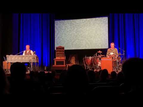 Pawel Popolski: Nach der Strich und der Faden -Nah-Neh-Nah-