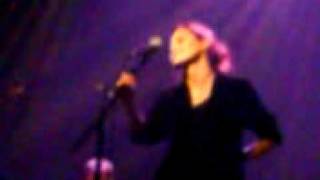 Berry " le bonheur "  en concert