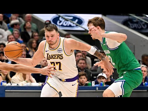 Lakers Comeback Down 13 4th QTR vs Mavs! LeBron Another Coast to Coast Dunk!