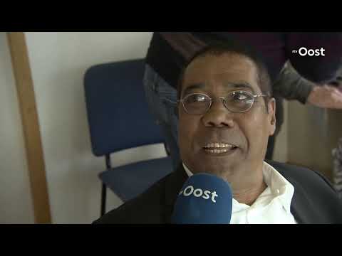 Bij FC Berghuizen verandert veel, behalve de cover-cd van ABBA in de rust