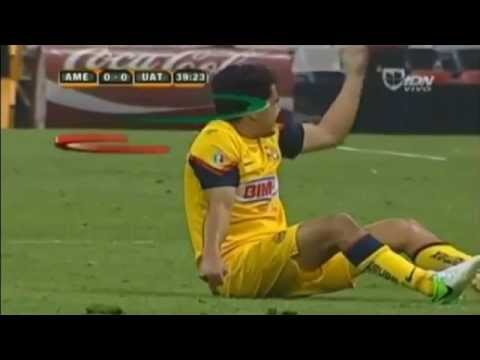 Brutal Lesion de Efrain Juarez (Fútbol Mexicano)