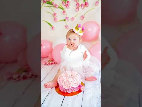Cake Smash. 1 year old baby girl. Photo session
