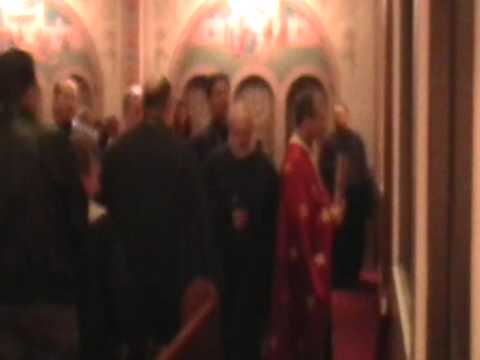 2011 11 08 01 His Grace Enters