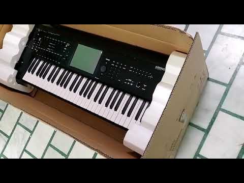 Korg Kronos 2  used keyboard
