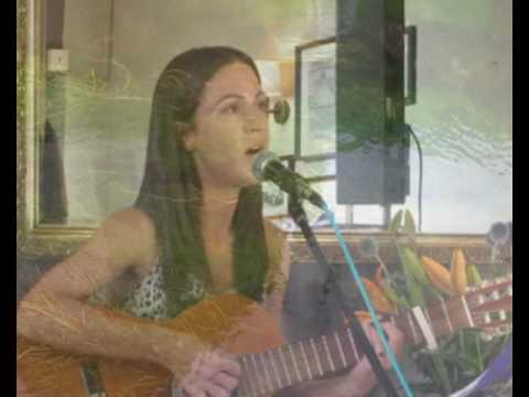 Tom Farrer's song 'No More Let Love' - Gabriella Damshenas Live at The Saracen's Head