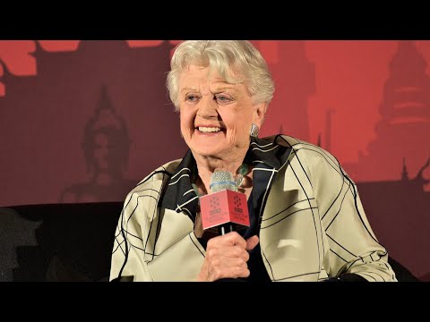 Thumbnail of the video: Angela Lansbury Looks Back at the Making of 'The Manchurian Candidate' | TCMFF 2016